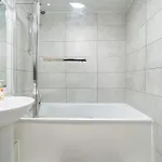 Apartment Modern 3-bedroom In Leeds Centre - Sleeps 6 *