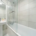 Apartment Modern 3-bedroom In Leeds Centre - Sleeps 6