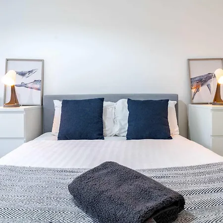 Apartman Modern 3-bedroom In Leeds Centre - Sleeps 6
