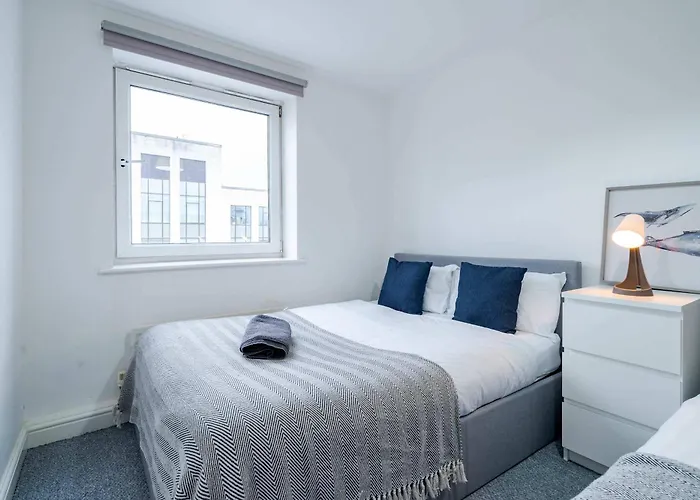 Modern 3-bedroom In Leeds Centre - Sleeps 6 Appartement