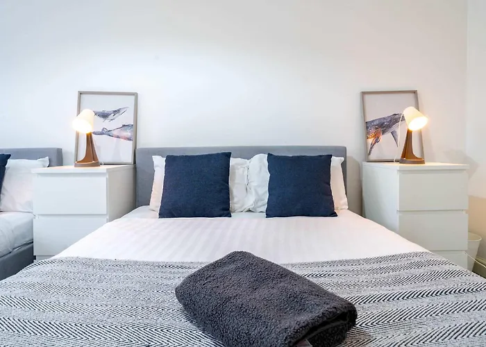 Appartement Modern 3-bedroom In Leeds Centre - Sleeps 6