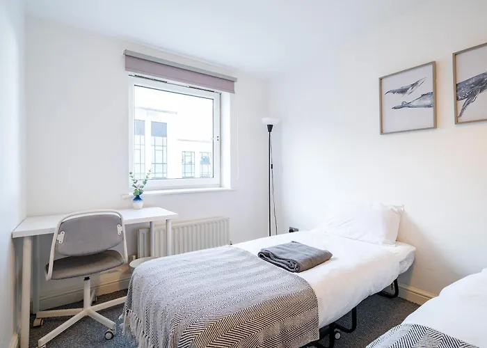 Modern 3-bedroom In Leeds Centre - Sleeps 6 Appartement