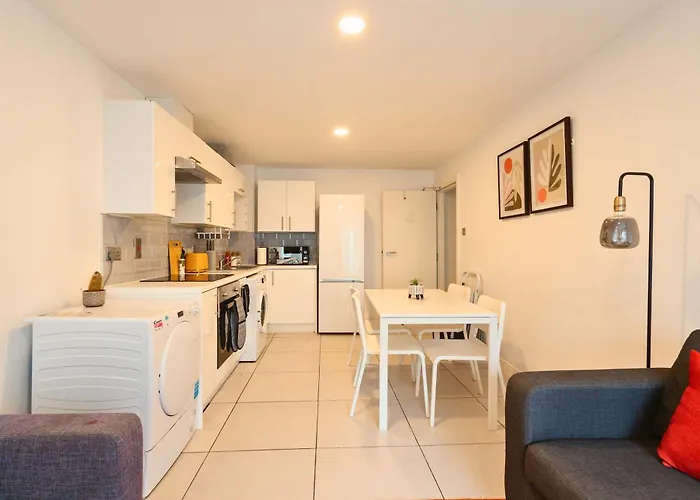 Modern 3-bedroom In Leeds Centre - Sleeps 6 Daire *